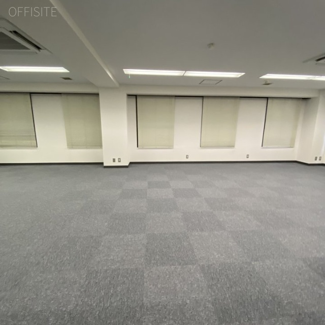 銀座アルカビル 室内
