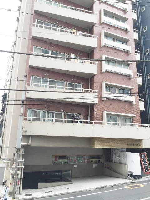 第18宮廷マンション 外観