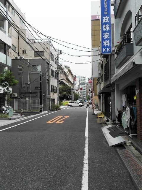 ブリランテ ビル周辺道路