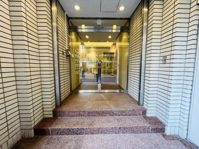 京橋山本ビル　エントランス