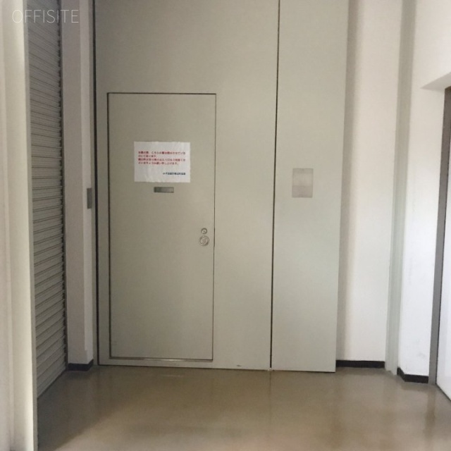 日新横山町ビル　エントランス