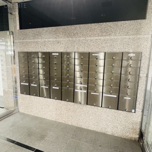 エステート名古屋ビル　郵便受け