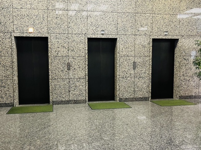 明産高浜ビル　エントランス