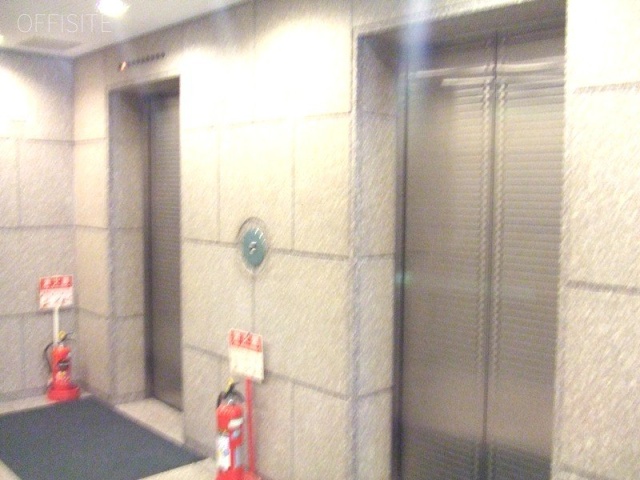 いちご池袋イーストビル　エレベーター