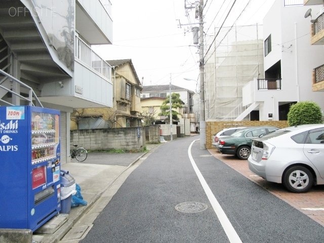 TZビル ビル前面道路
