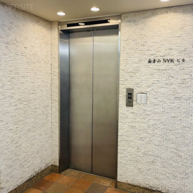 NYKビル エレベーター