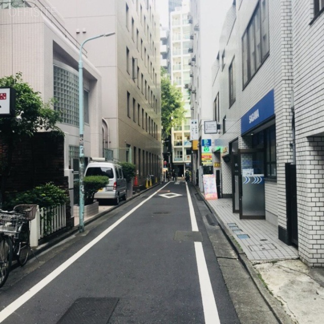 浜本ビルⅡ ビル前面道路
