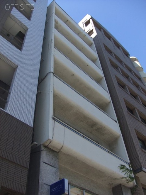 鶴間ビル 外観