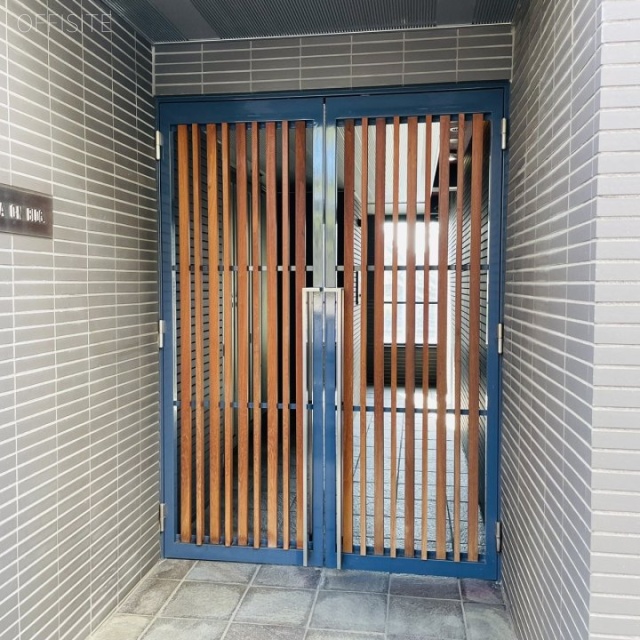 赤坂ONビルディング オフィスビル出入口