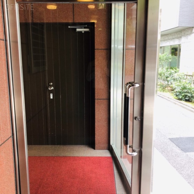 TRUST VALUE 銀座一丁目Ⅱビル　エントランス