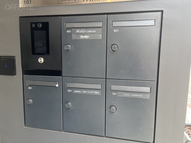 NH2ビルディング　エントランス