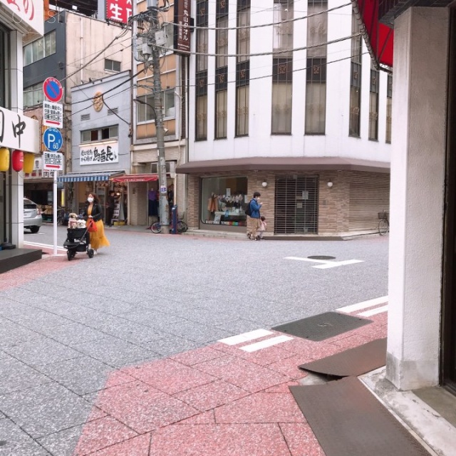 清和ビル ビル前面道路