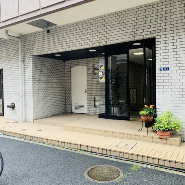 中銀新橋マンション エントランス