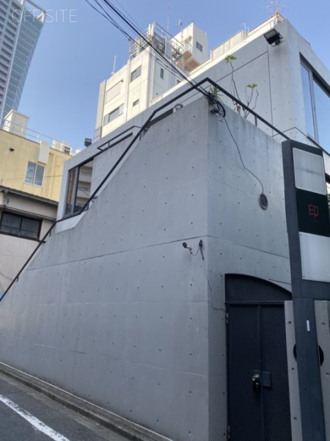 ANDOSビル 外観