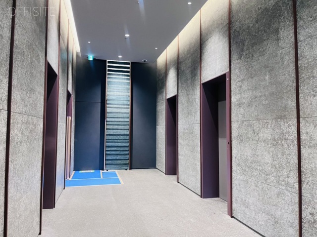 WORK VILLA YAESU　エレベーター