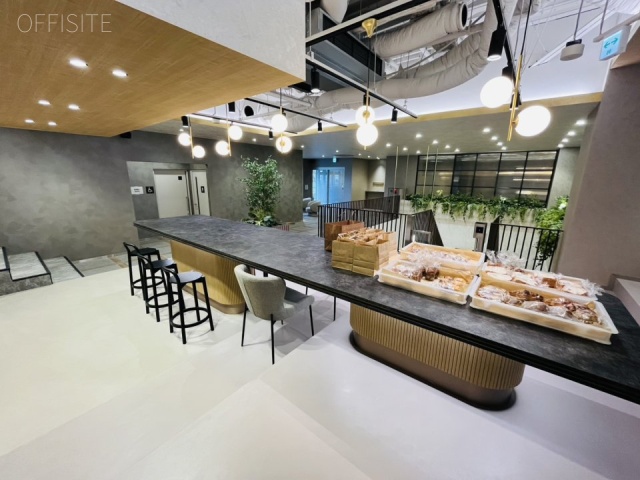 X-BASE SHIBUYA(クロスベースシブヤ) エントランス