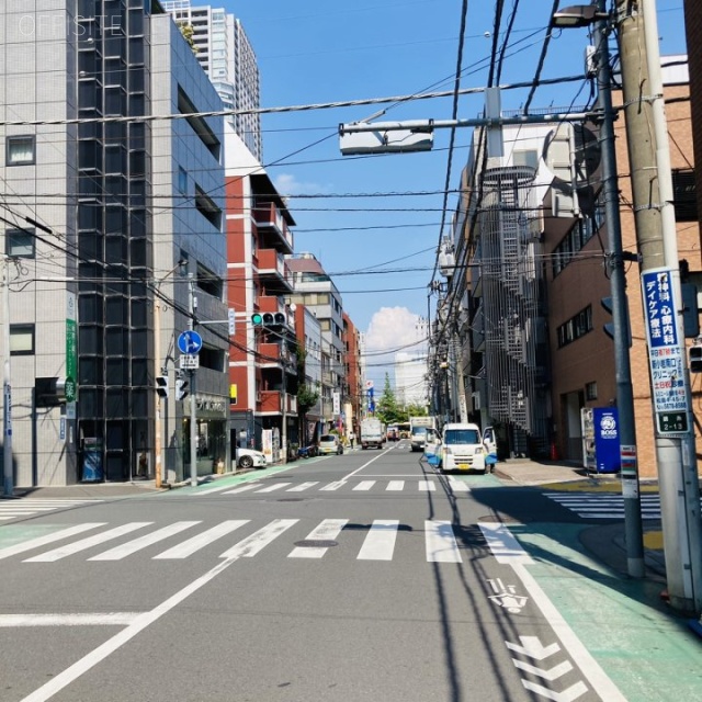 Sハルヤマビル ビル前面道路