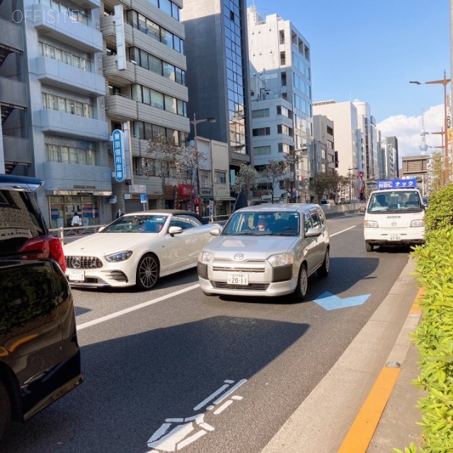 ヨシヤ日本橋ビル 前面道路