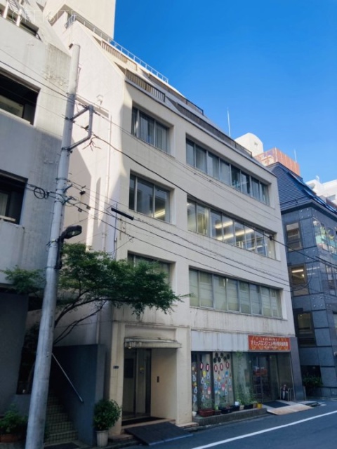 信交会ビル　外観