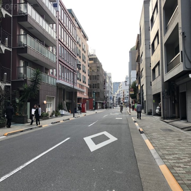 エース柳橋ビル ビル前面道路