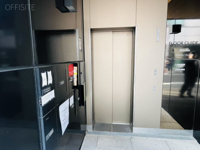 LA GRACIA表参道(ラグラシア表参道) エントランス