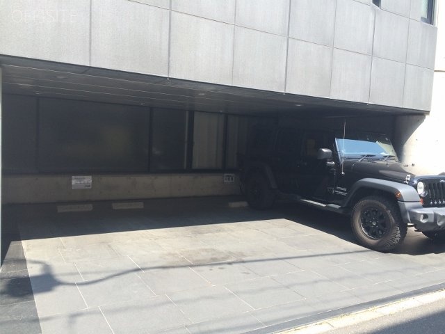 IBビル 駐車場