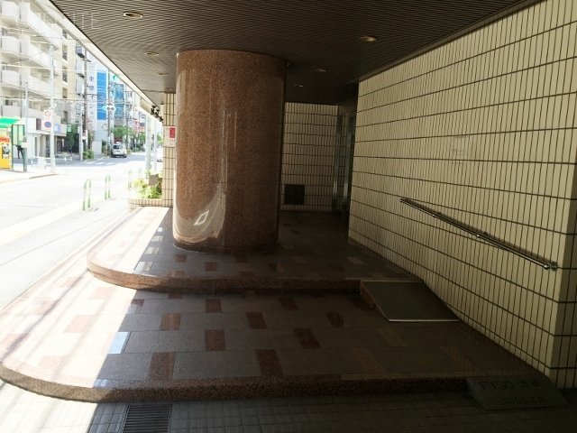 PISO池袋 エントランス
