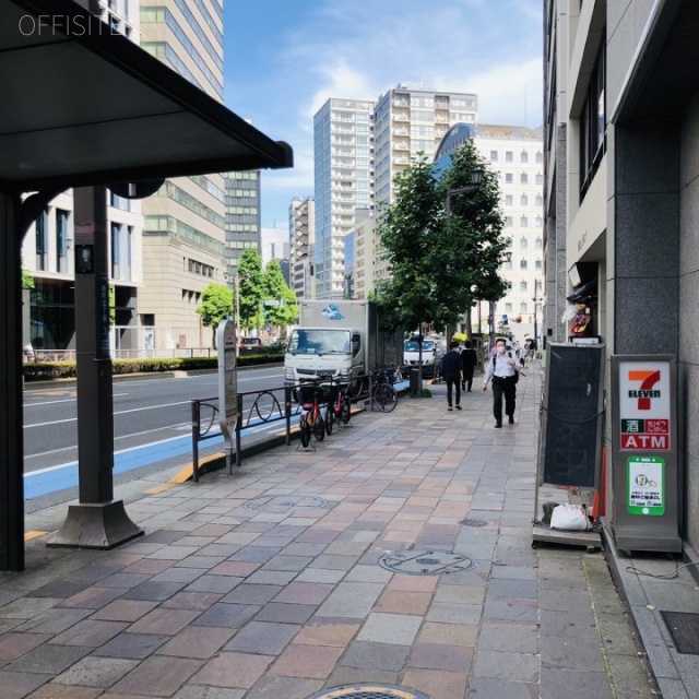 麹町中田ビル ビル前面道路