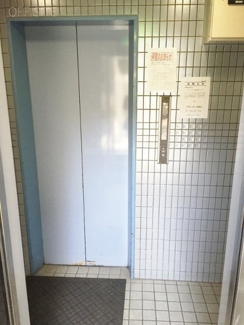 原宿こみやビル エレベーター
