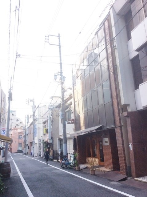 西川台東ビル ビル周辺道路