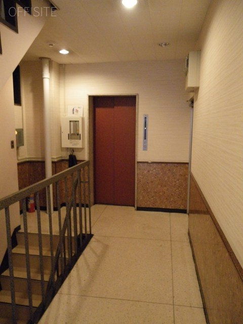 丸井(マルイ)ビル 画像