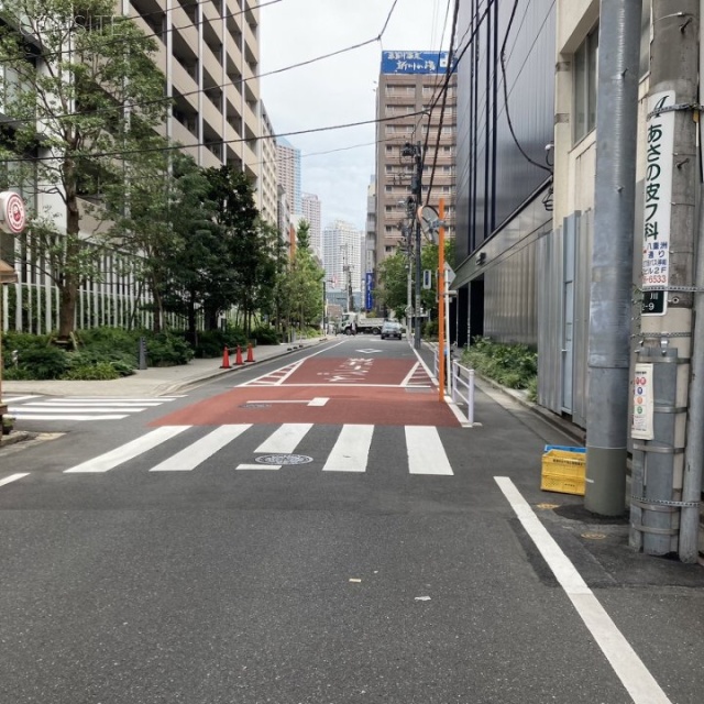 SHビル 前面道路