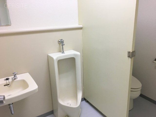 大学通信教育ビル トイレ