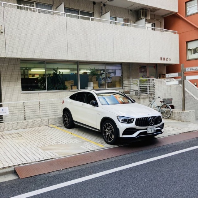 恩田ビル 駐車場