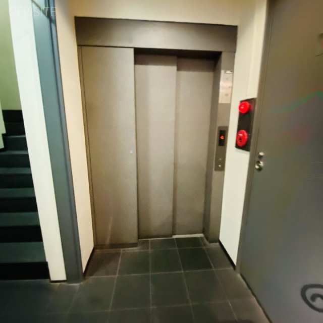 ユーメリアビル エレベーター