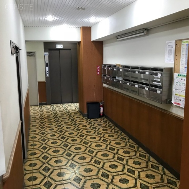 日興パレス外苑 エントランス