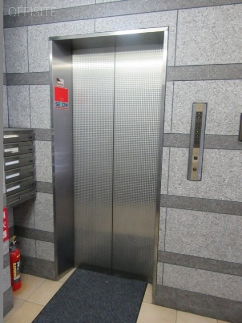 TKビル エレベーター