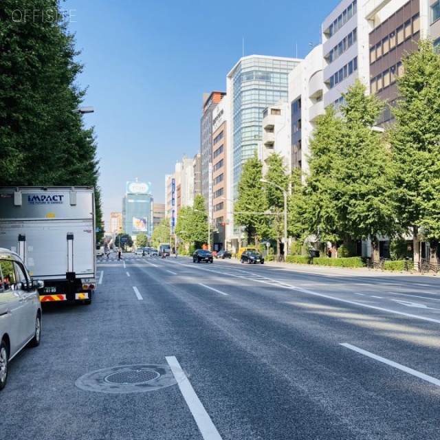 外神田ストークビル ビル前面道路