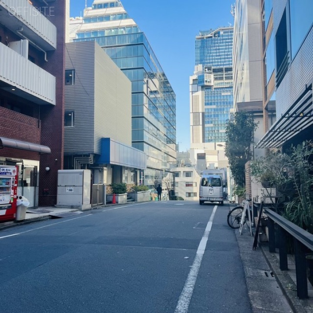 オペラハウス渋谷 前面道路