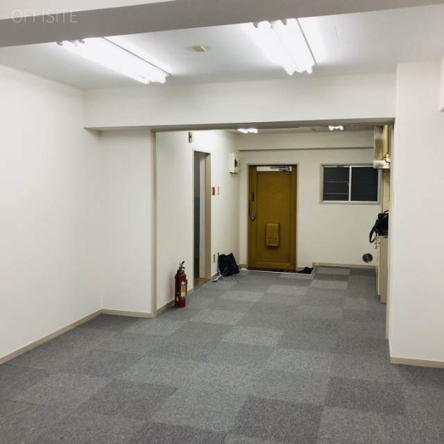 北沢館ビル 302号室 室内