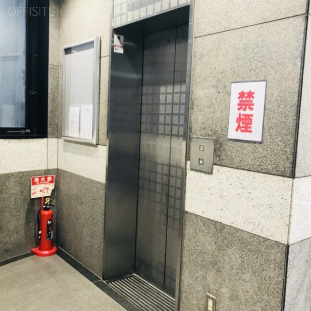南青山MRビル エレベーター