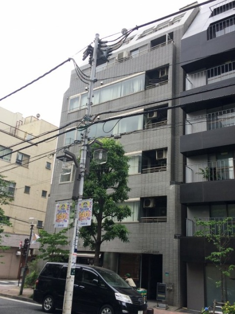 司ビル 外観