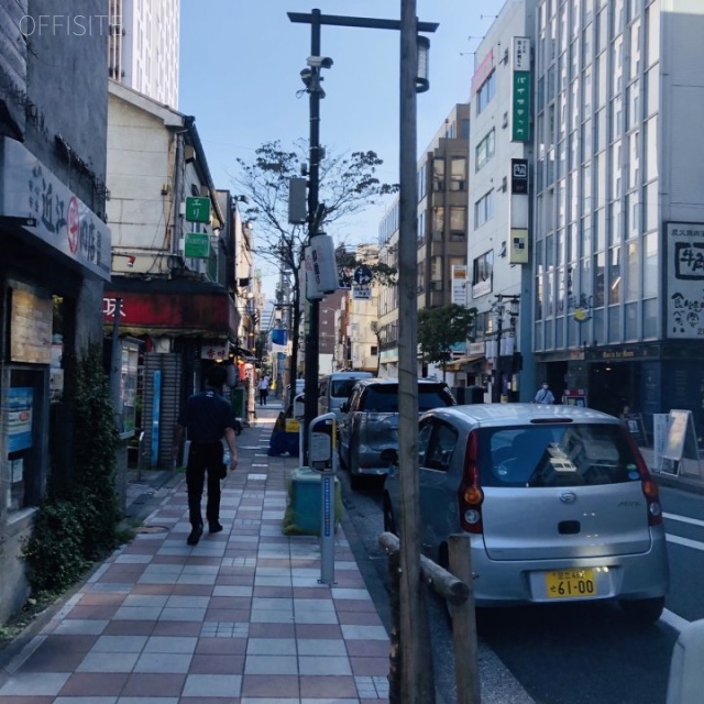 第3A(アート)ビル ビル前面道路