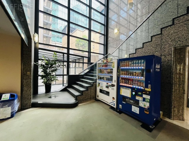 全特六本木ビル(EAST棟)　地下1階 ホール