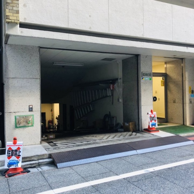 横川ビル 駐車場