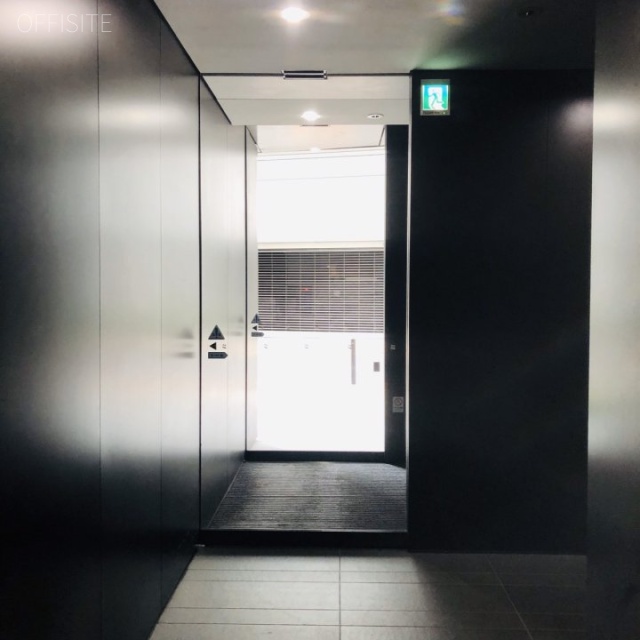 工業教育会館 エントランス