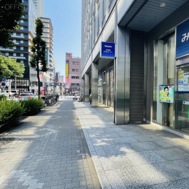 名古屋第一ビルアネックス　前面歩道