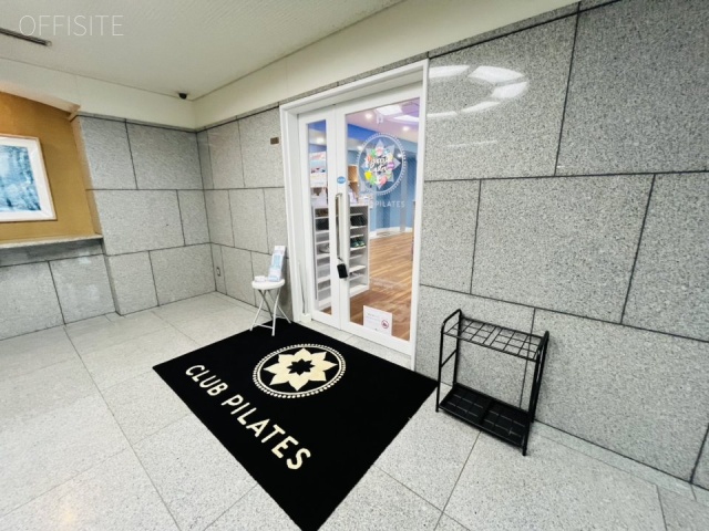 サンロータスビル エントランス