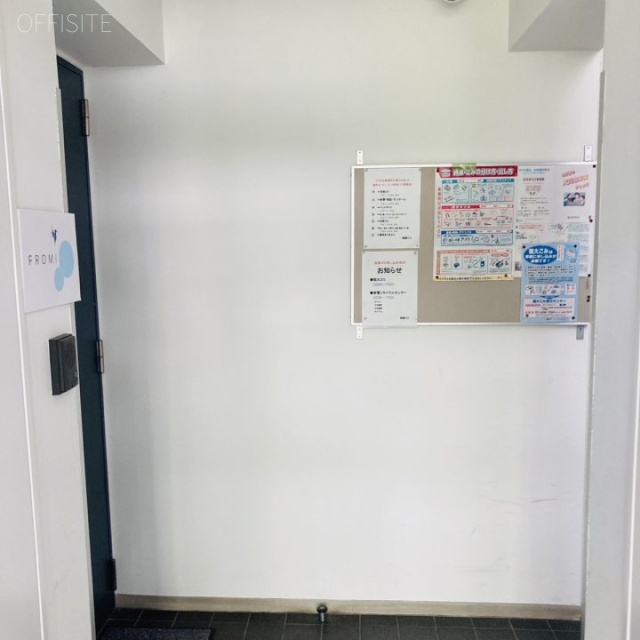 梅屋ビル エントランス