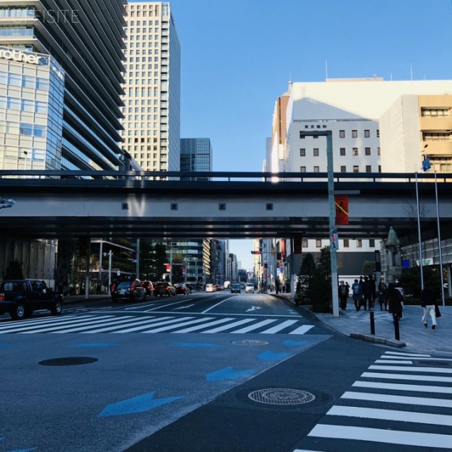 銀座池田園ビル 7階 28.74坪　ビル前面道路